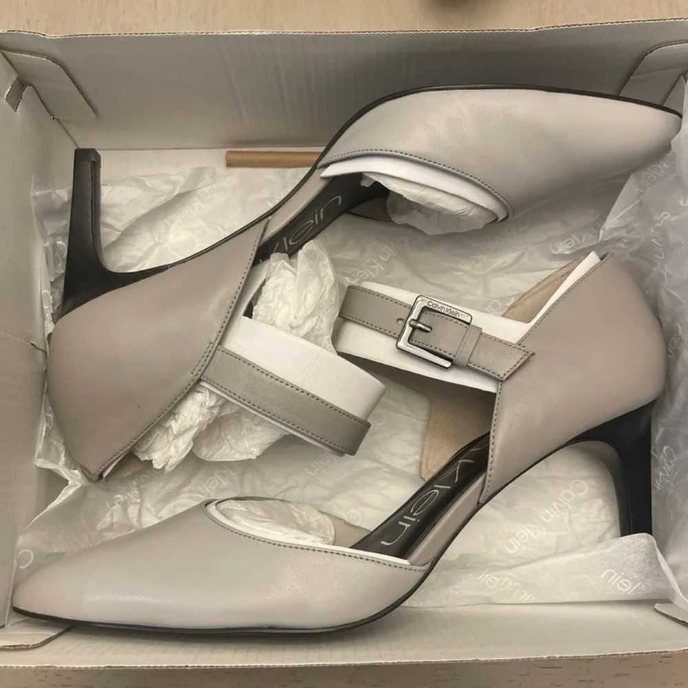 Calvin Klein Women's Gray Heels NIB